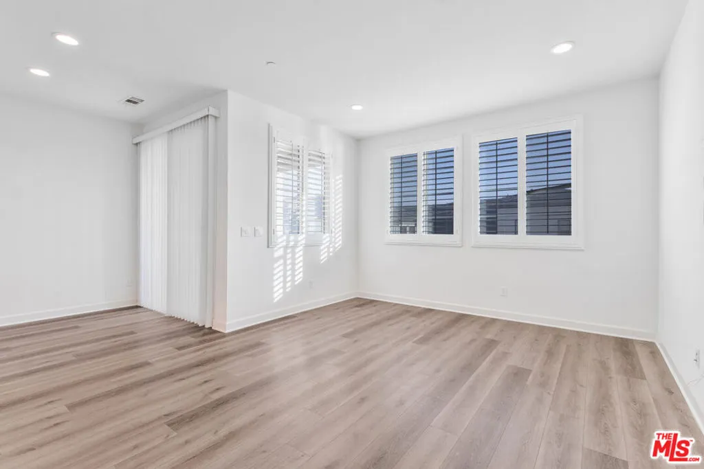 3970 S Oasis Paseo #222