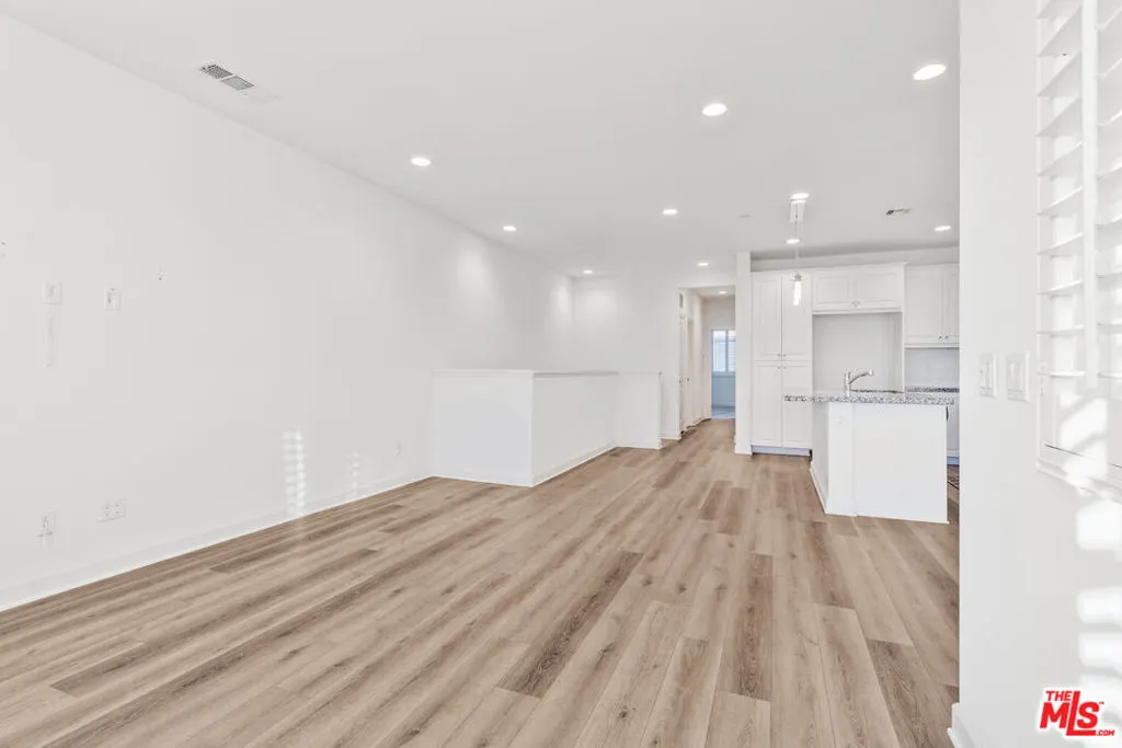 3970 S Oasis Paseo #222