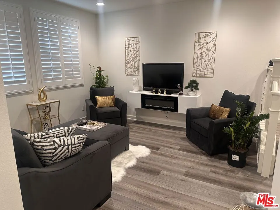 3970 S Oasis Paseo #222
