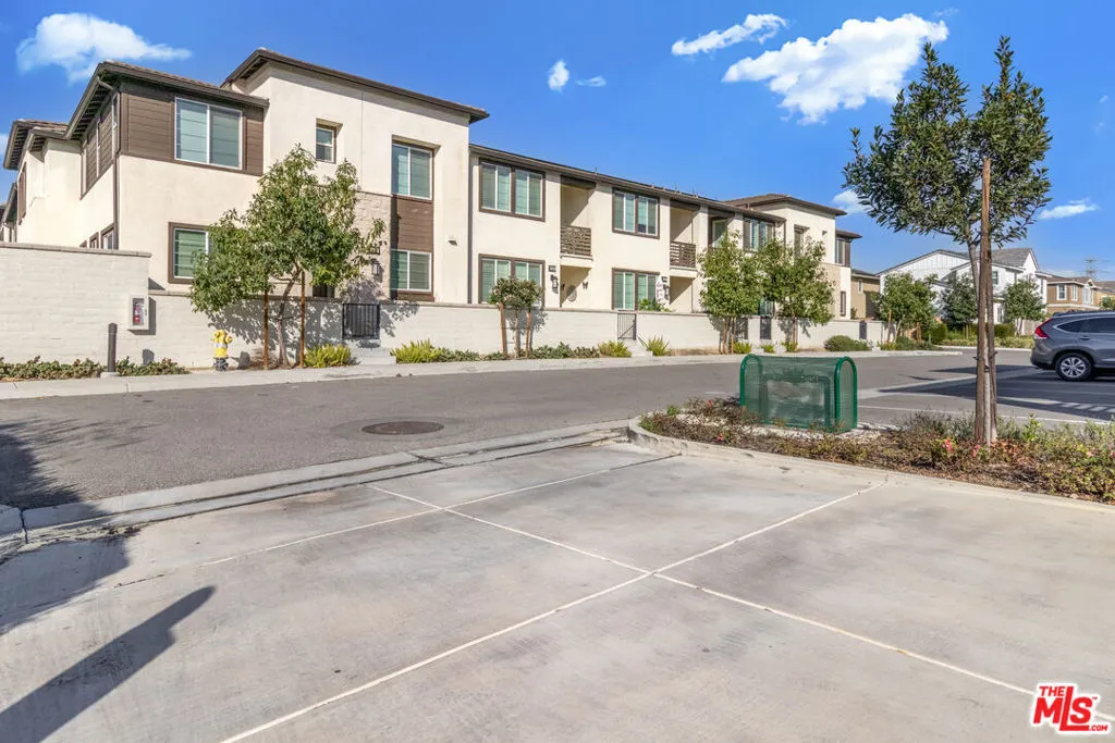 3970 S Oasis Paseo #222