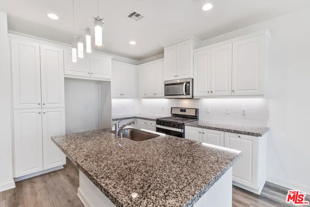 3970 S Oasis Paseo #222