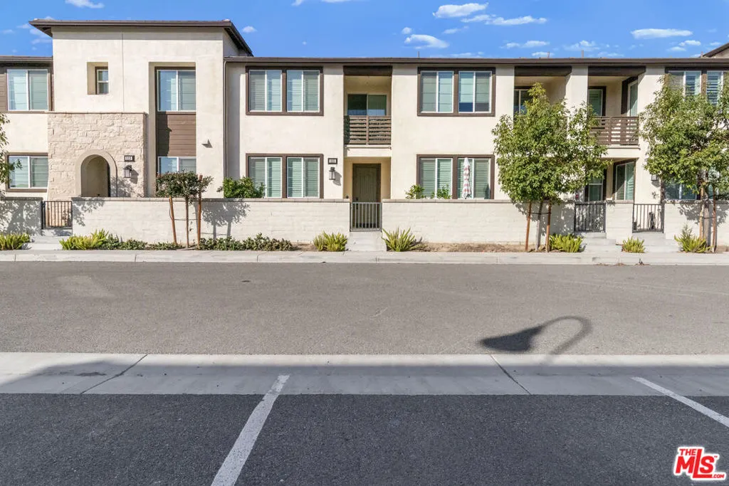 3970 S Oasis Paseo #222