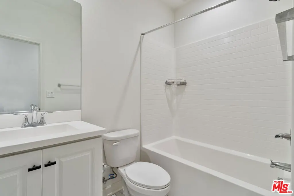 3970 S Oasis Paseo #222