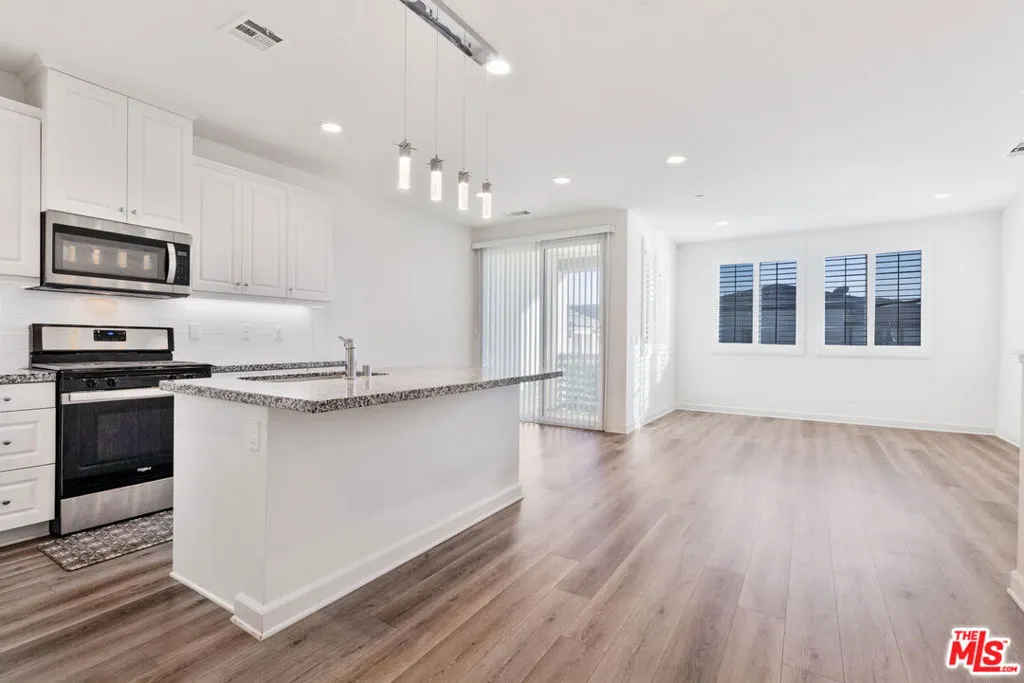 3970 S Oasis Paseo #222