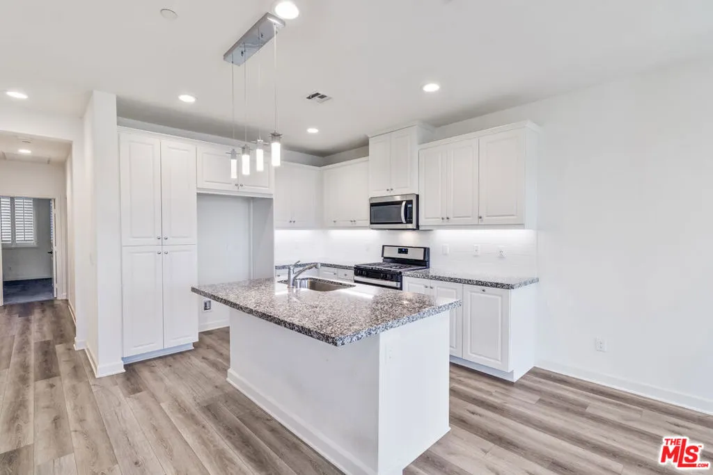 3970 S Oasis Paseo #222