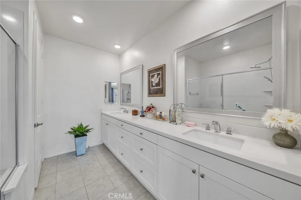 4613 S Amherst Privado