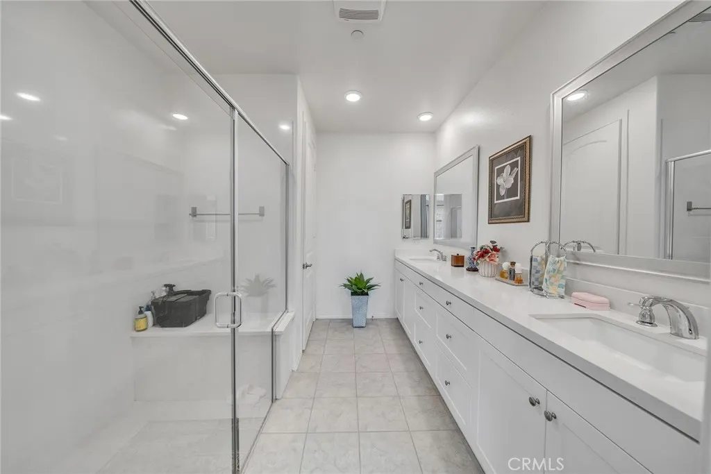 4613 S Amherst Privado