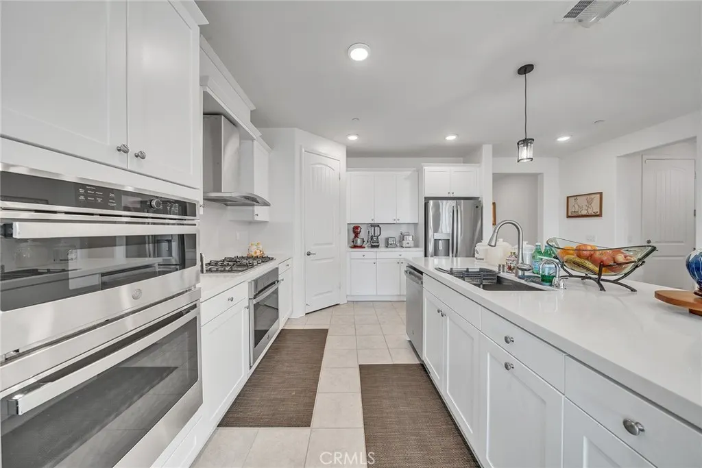 4613 S Amherst Privado