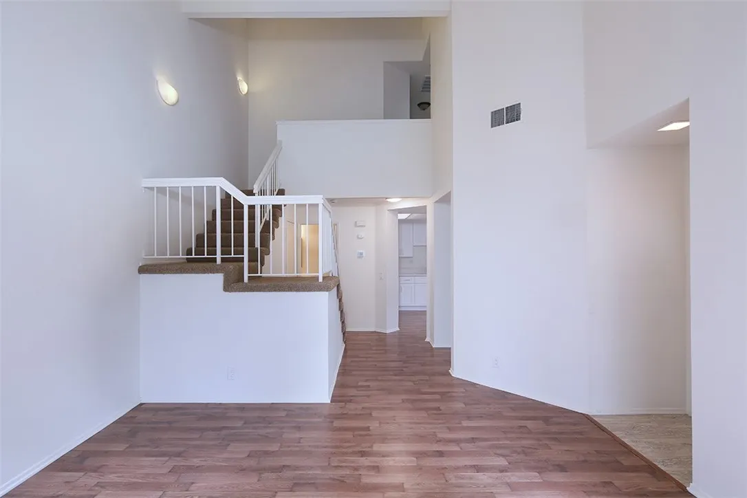 302 Monroe Court