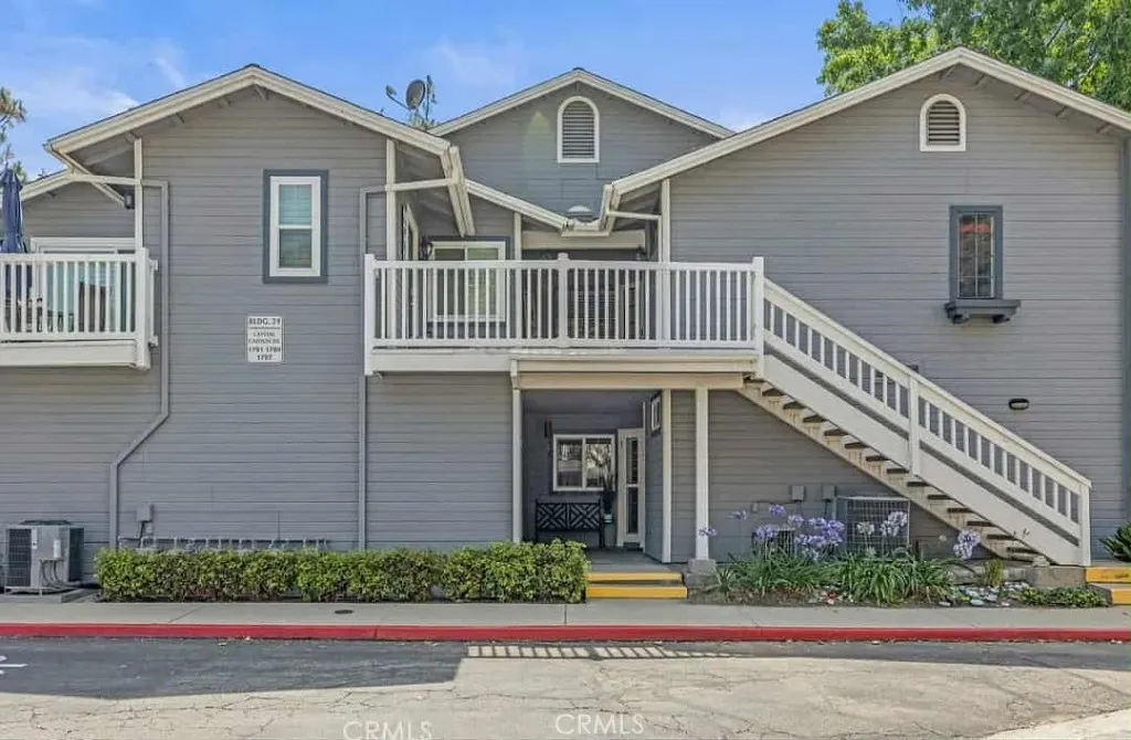 1757 Crystal Canyon Drive