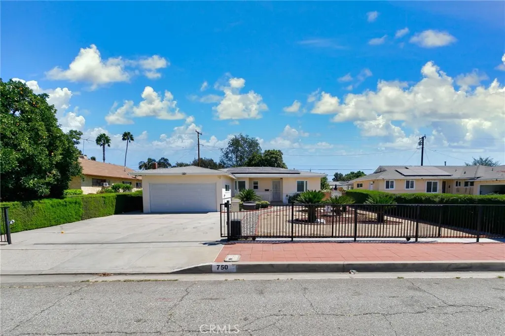 750 N Sunset Avenue