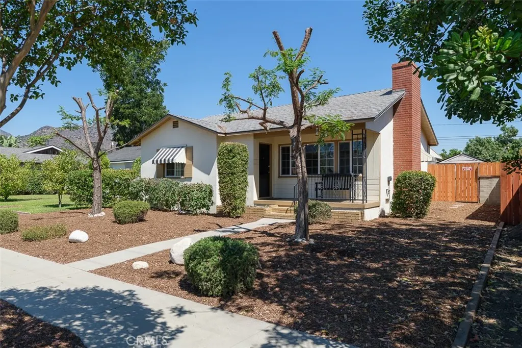 1010 N Sunset Avenue