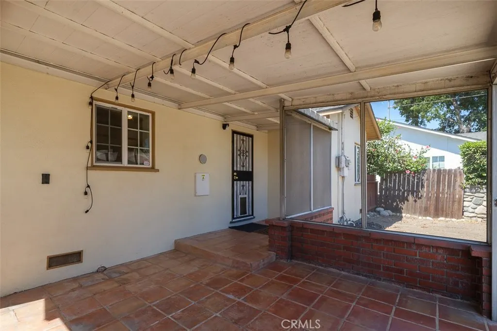 1010 N Sunset Avenue