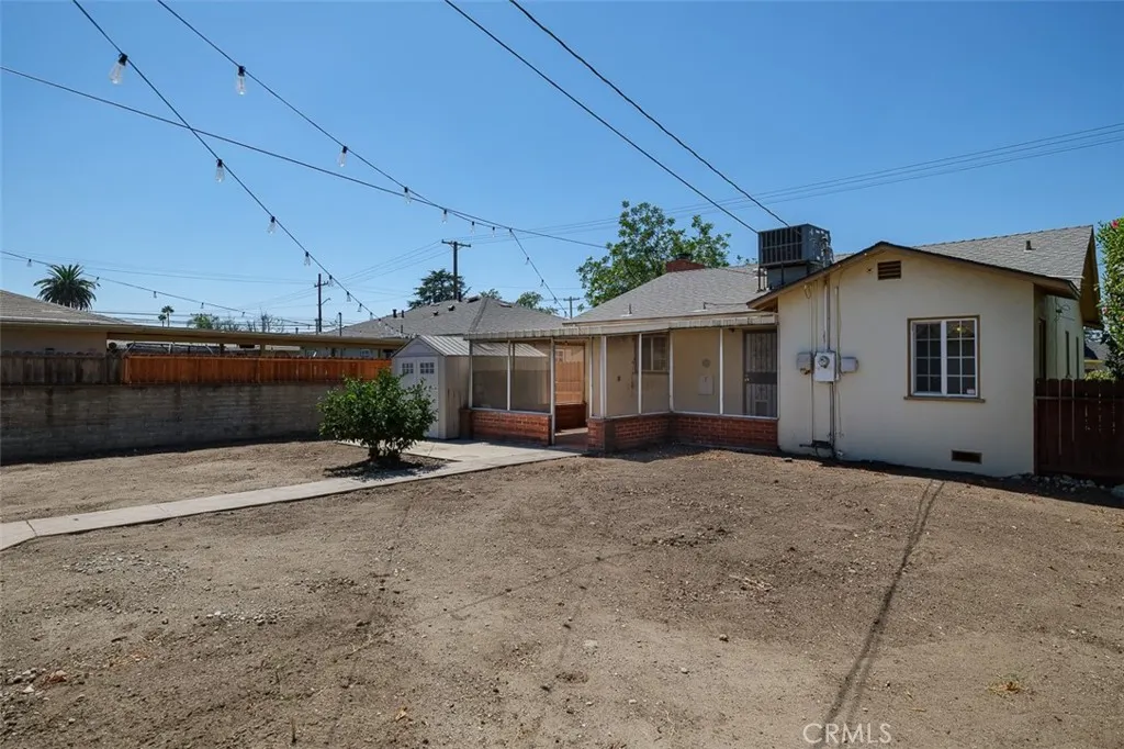 1010 N Sunset Avenue