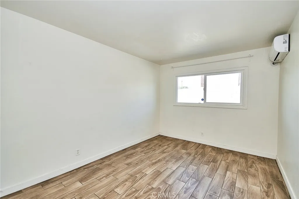 16501 E Masline