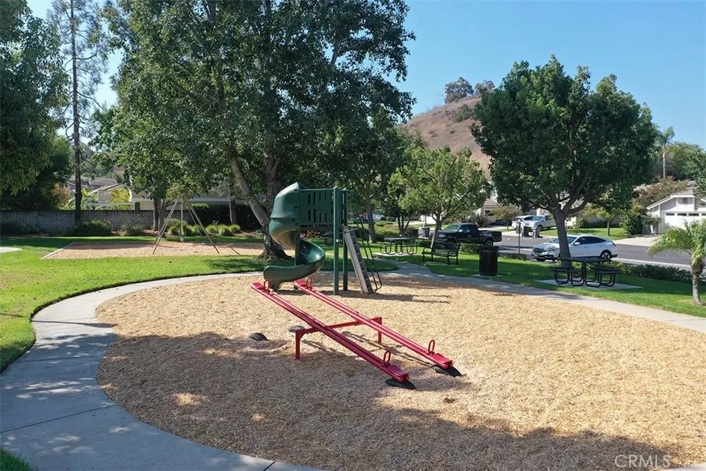 808 Arbor Circle