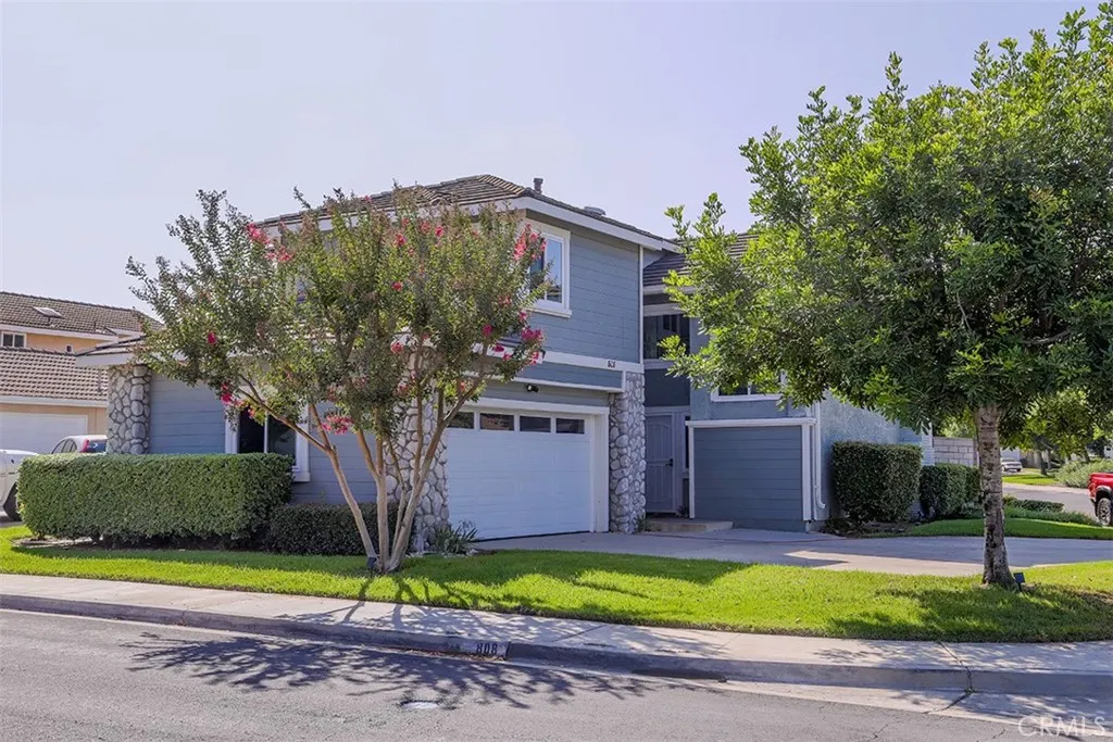 808 Arbor Circle