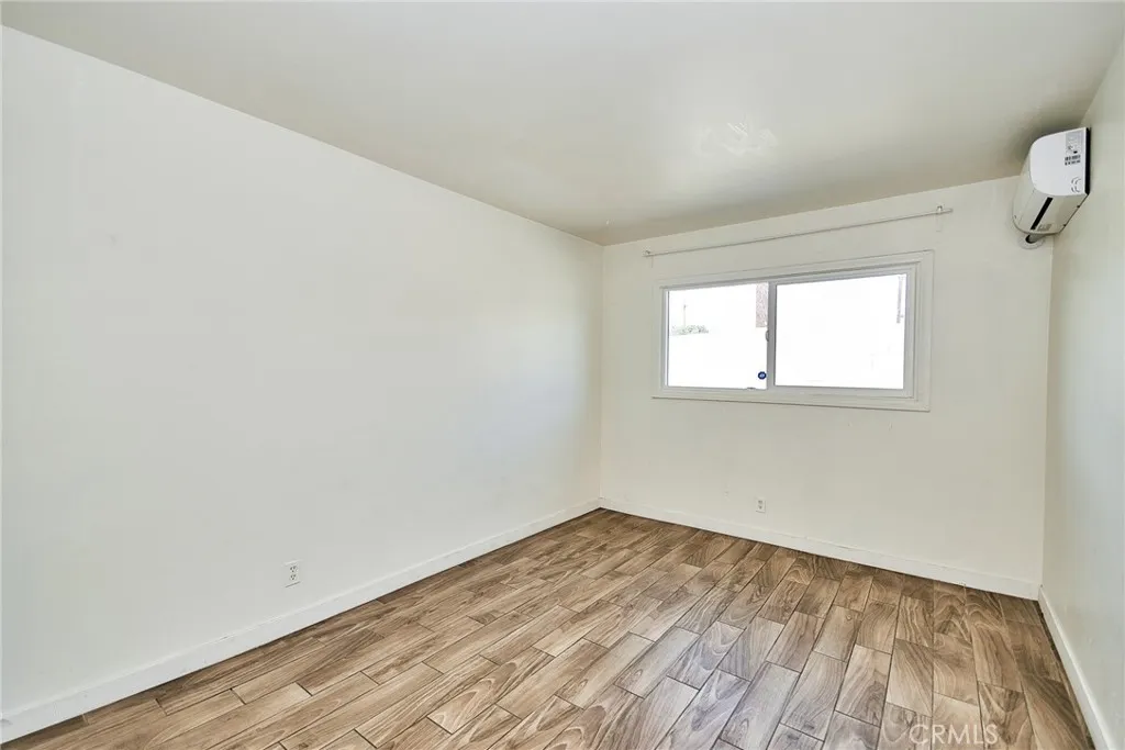 16501 E Masline