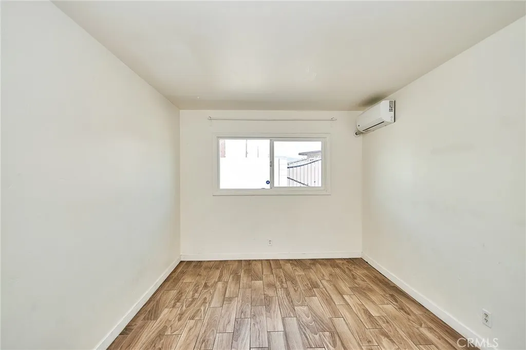 16501 E Masline