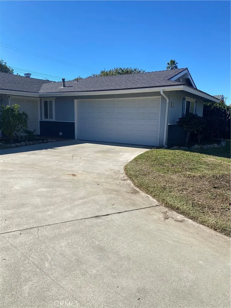 422 E Payson