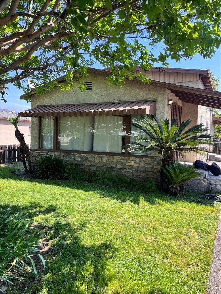740 N Amelia Avenue