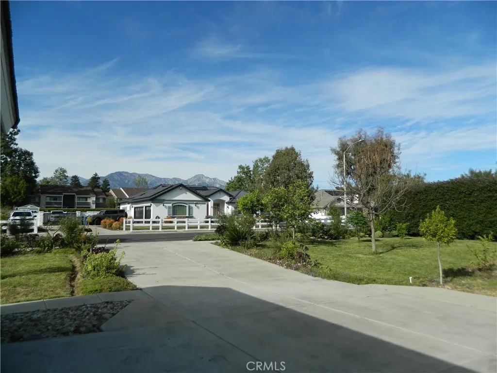 1331 W Maitland