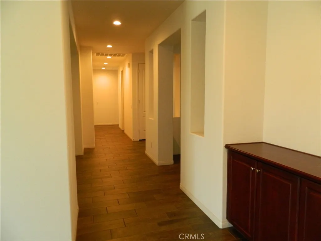 1331 W Maitland