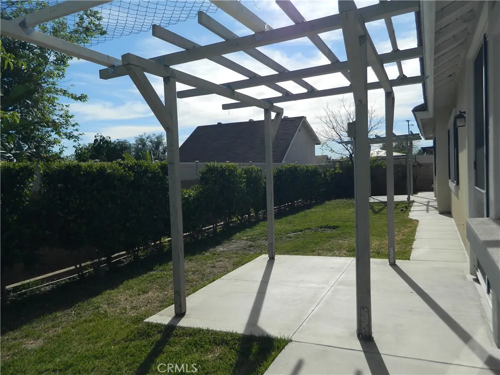 1331 W Maitland