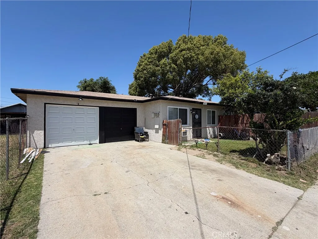 3757 Holly Street