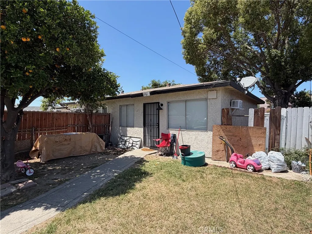 3757 Holly Street
