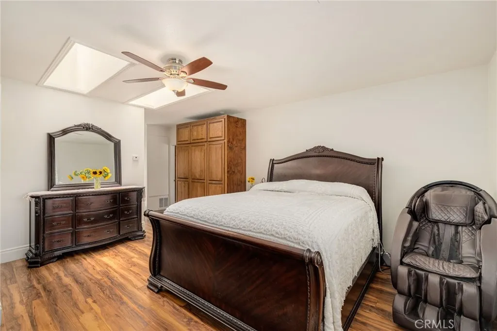 3742 Pilgrims Way