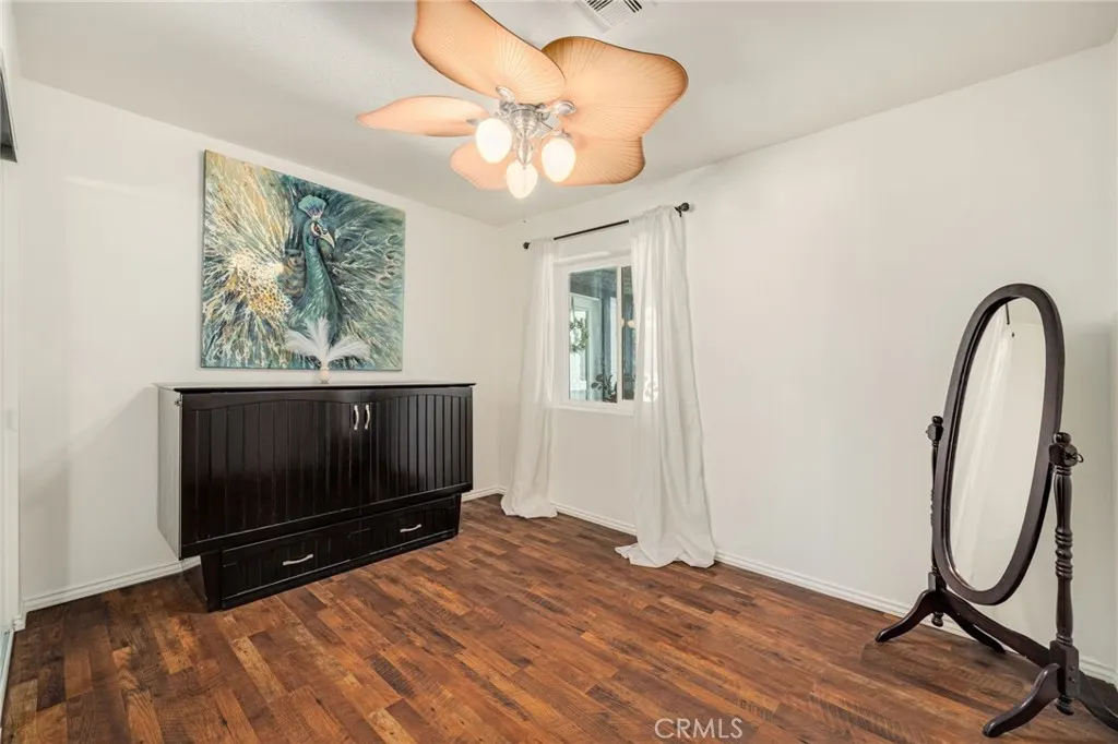 3742 Pilgrims Way