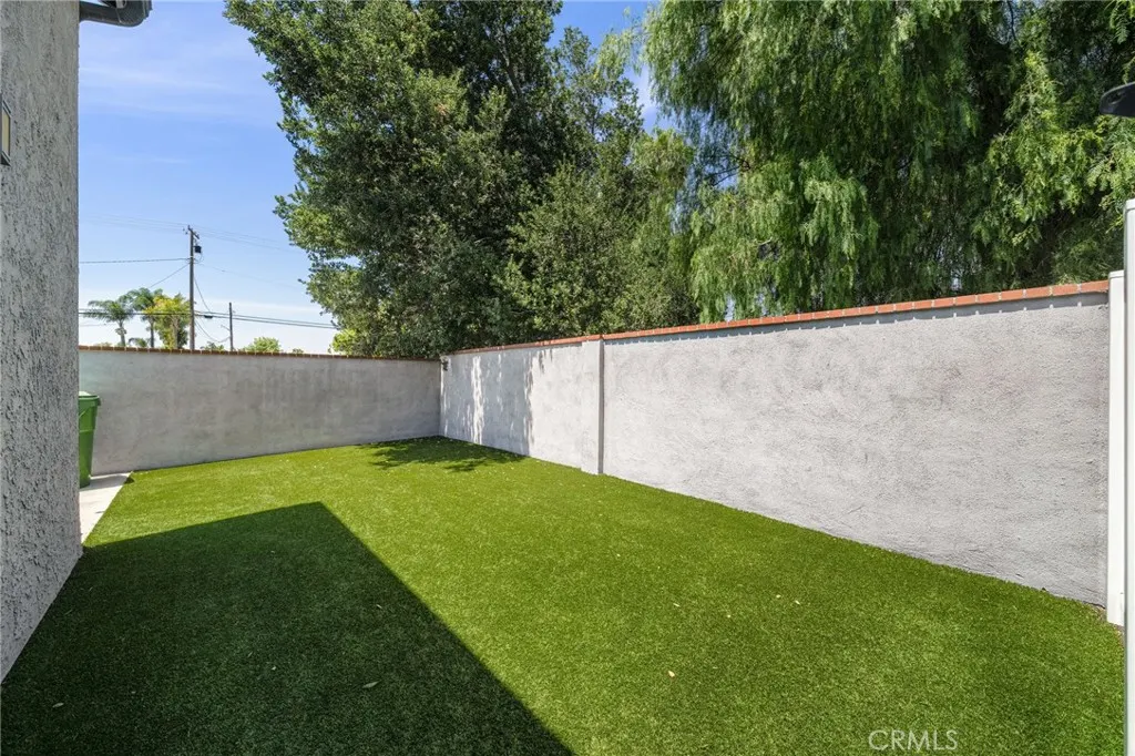 3742 Pilgrims Way
