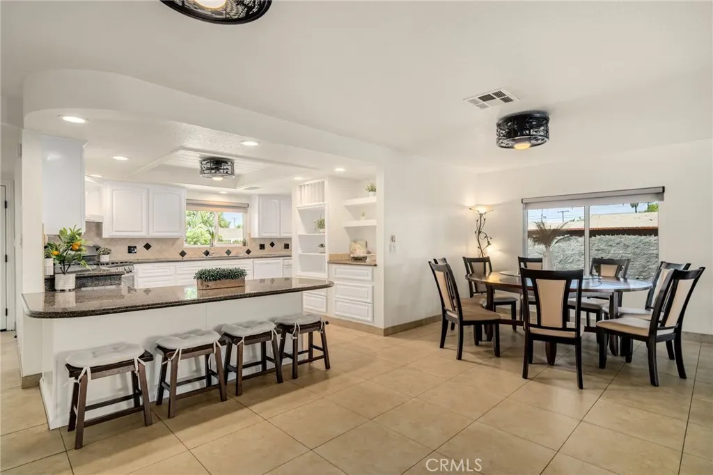3742 Pilgrims Way