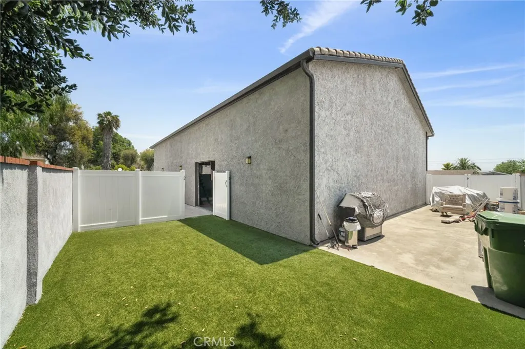 3742 Pilgrims Way