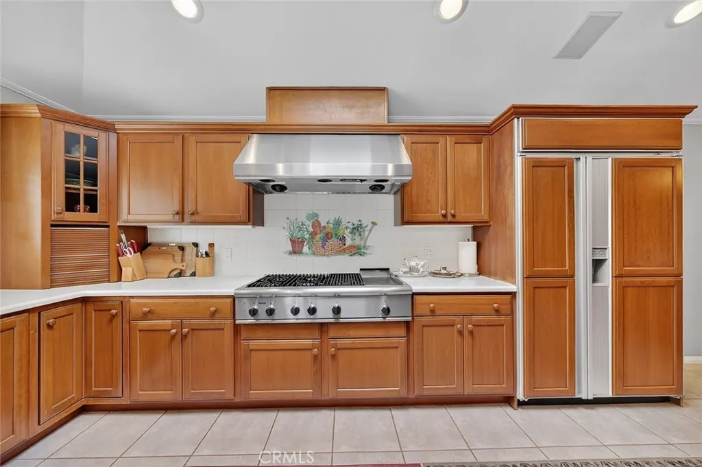 1355 Paseo Dorado