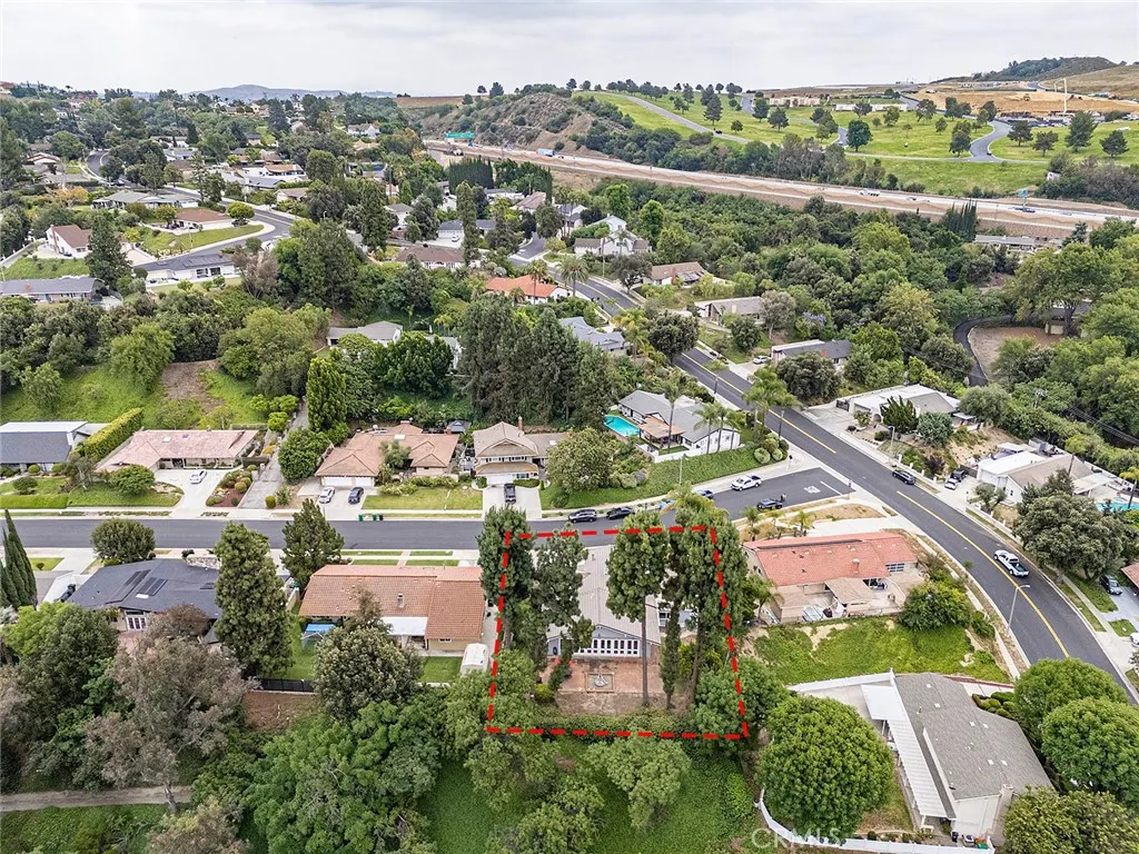 1355 Paseo Dorado