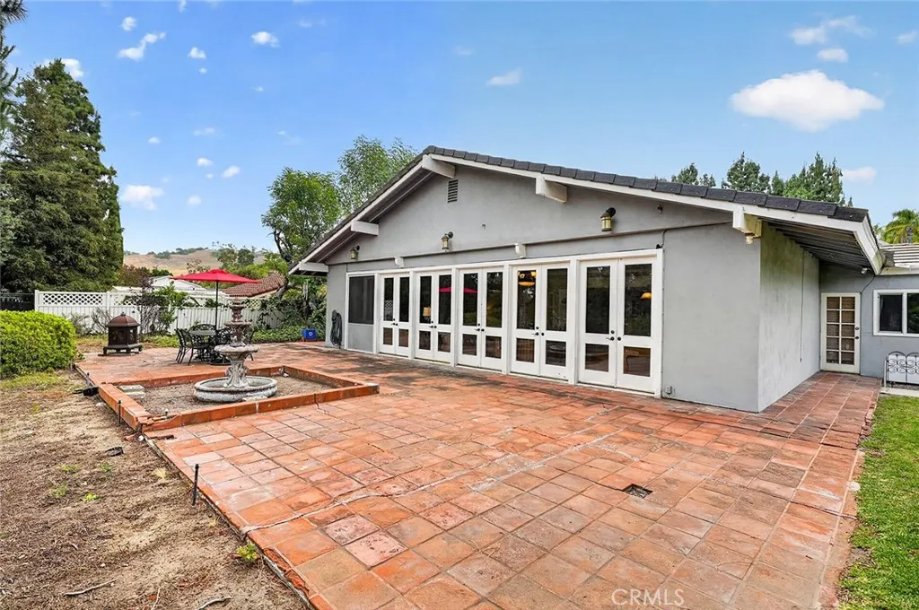 1355 Paseo Dorado