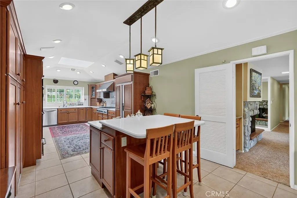 1355 Paseo Dorado