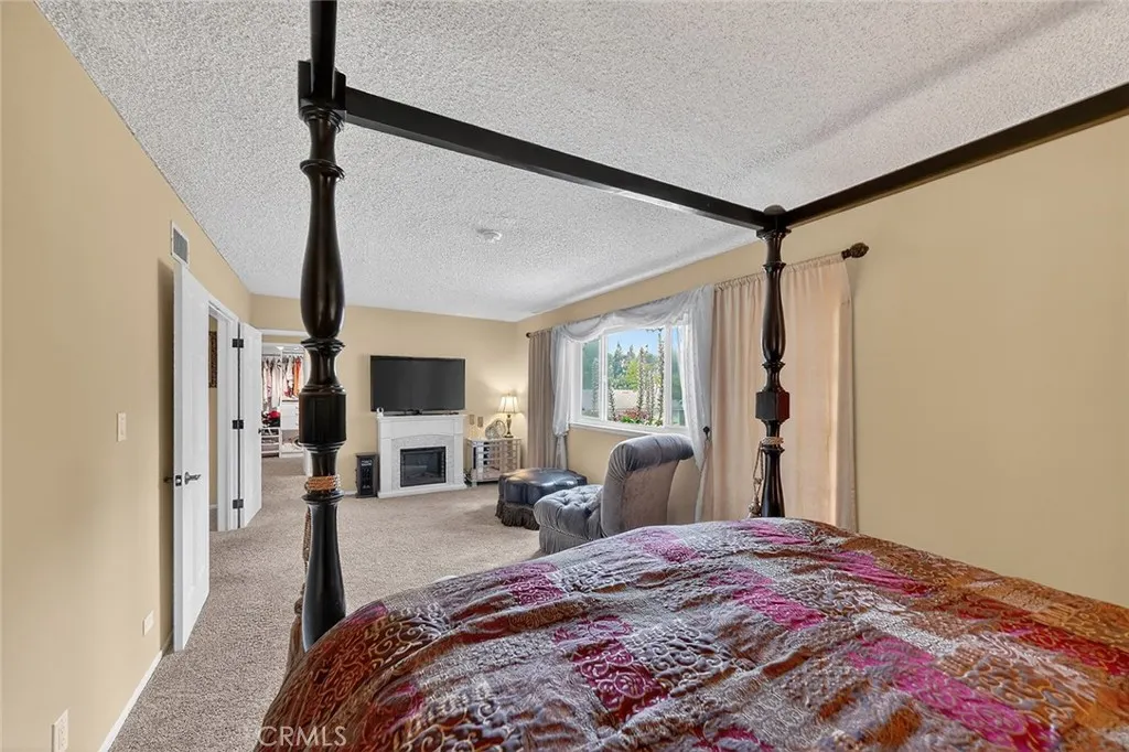 1355 Paseo Dorado