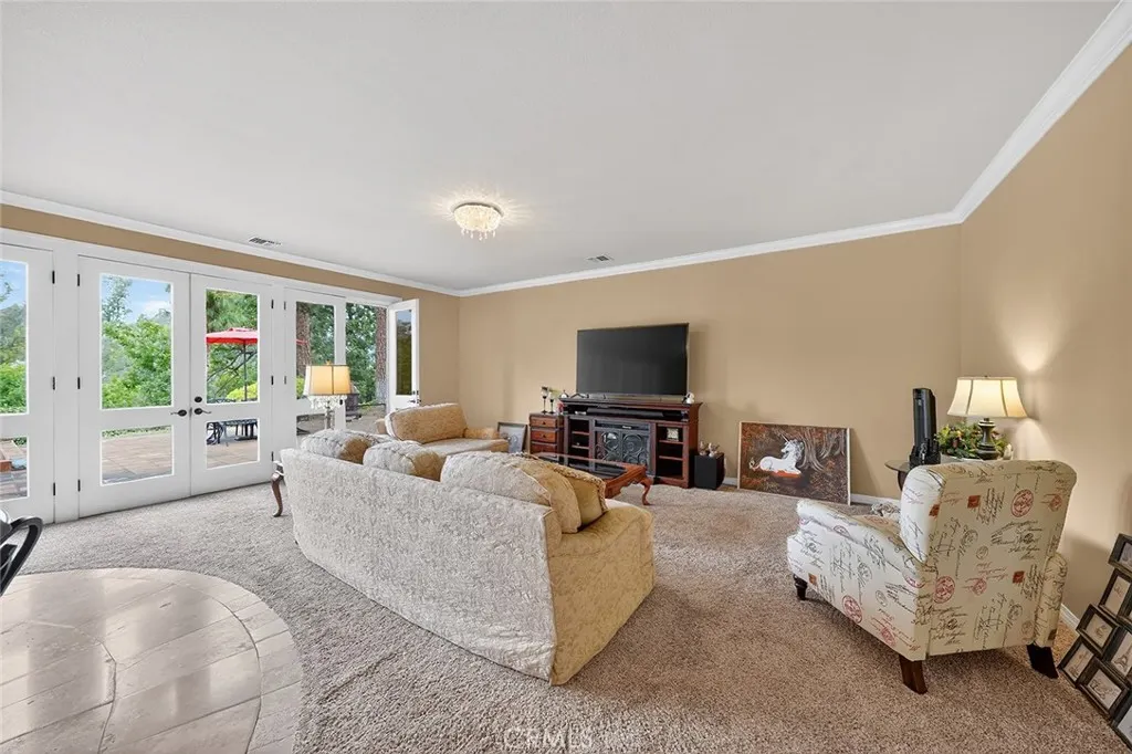 1355 Paseo Dorado