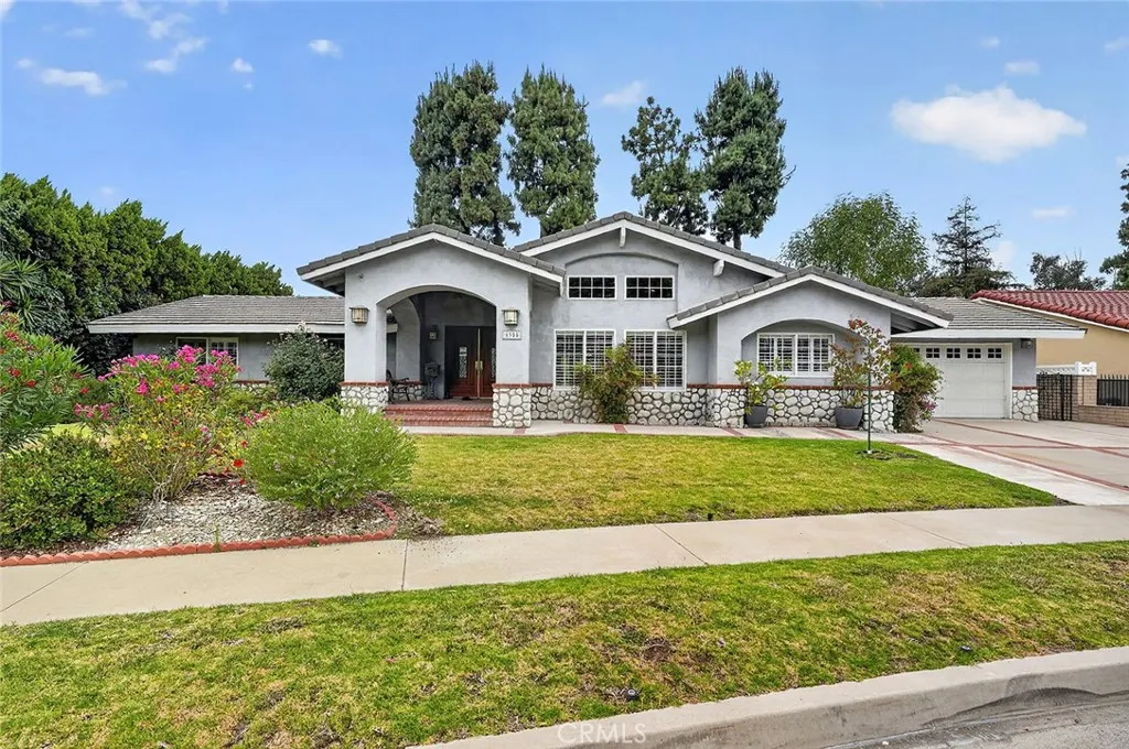 1355 Paseo Dorado