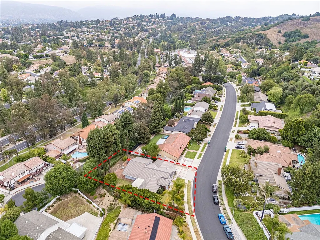 1355 Paseo Dorado