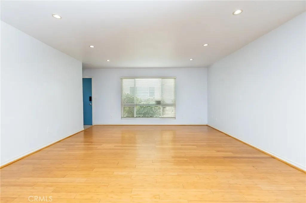 1434 Highland Avenue #8