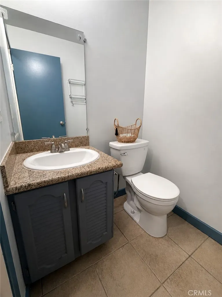 1434 Highland Avenue #8