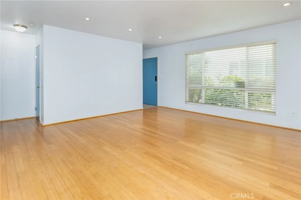 1434 Highland Avenue #8