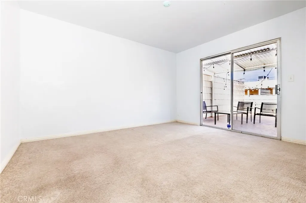 1434 Highland Avenue #8