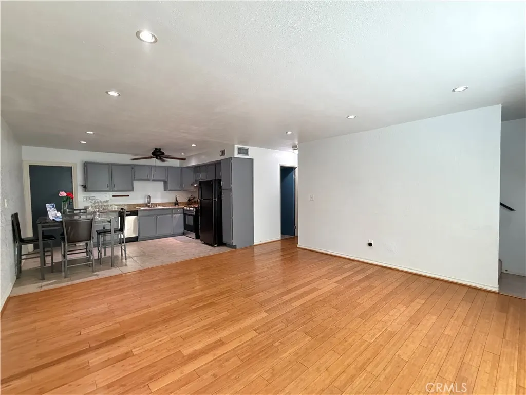 1434 Highland Avenue #8