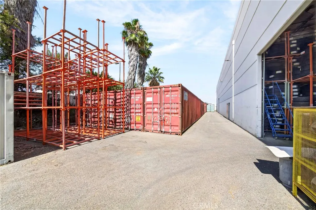 13875 Live Oak