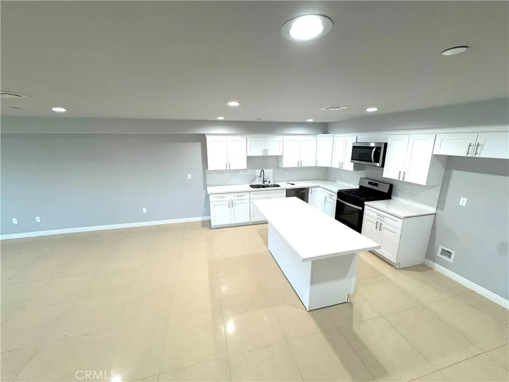 15616 Amar Road #G